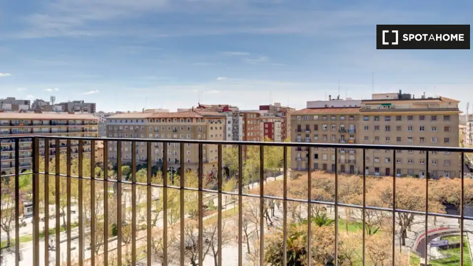 Habitación 173 m², Zaragoza