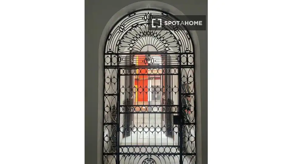 Habitación 345 m², Sevilla