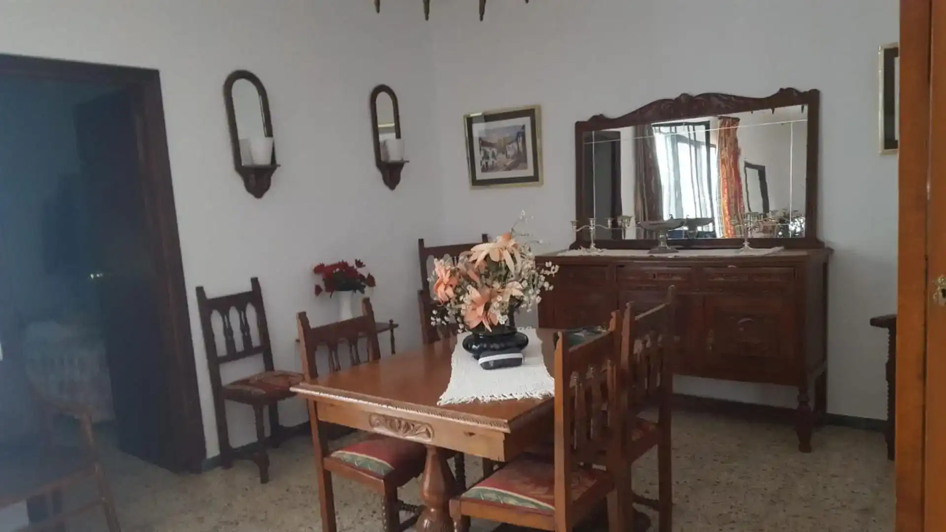Piso de 400 m² en Calañas