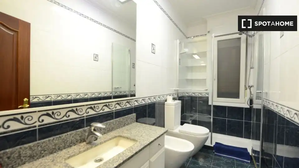 Habitación 104 m², Bilbao