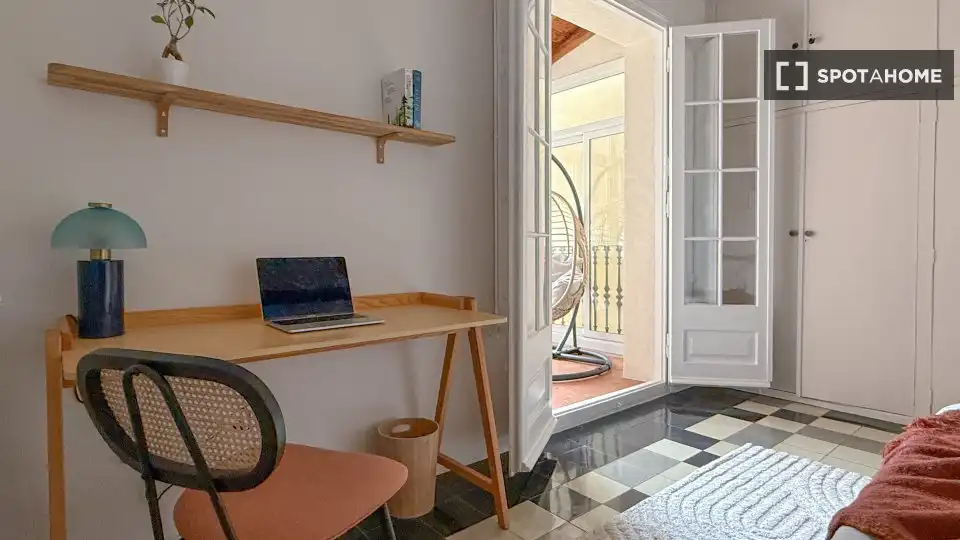 Habitación 250 m², Barcelona