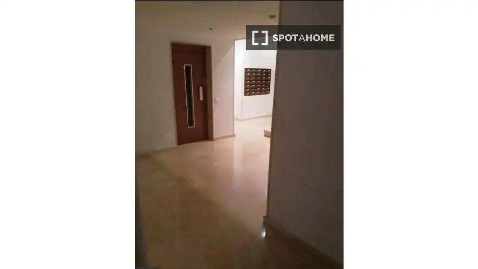 Habitación 102 m², Alicante