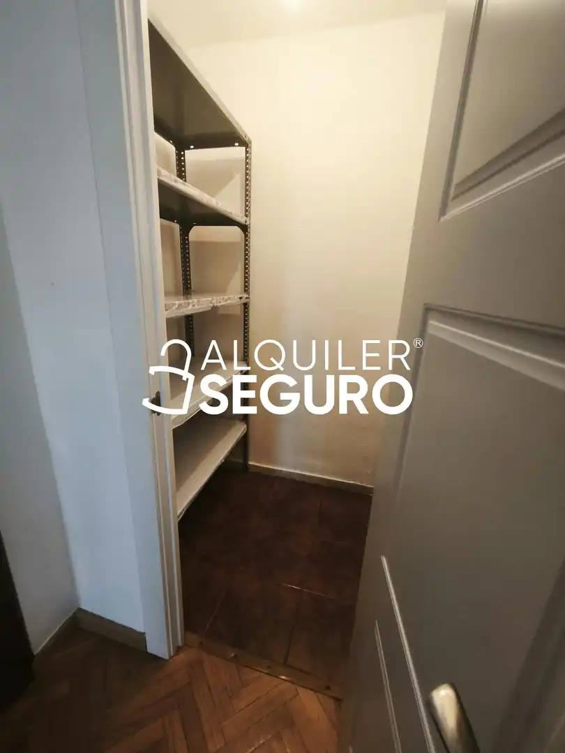 Piso de 90 m² en Zaragoza