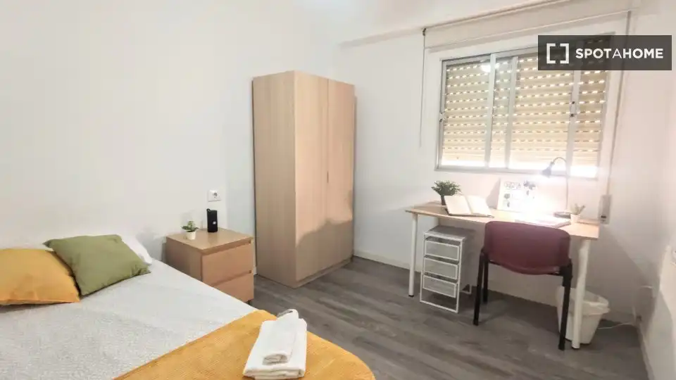 Habitación 120 m², Burjasot