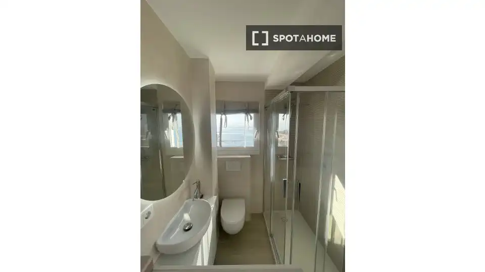 Habitación 101 m², Alicante
