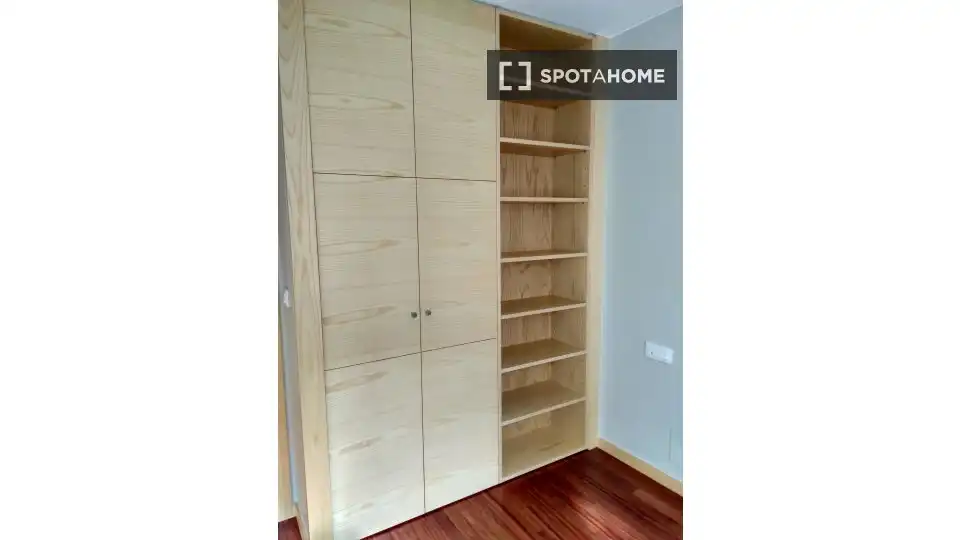 Habitación 72 m², Vigo