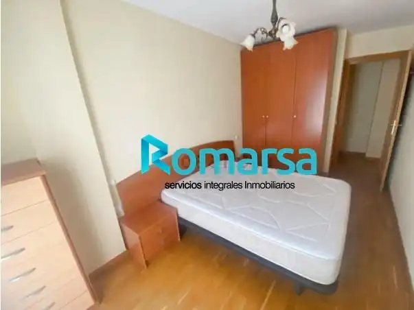 Pis de 90 m² a Àvila