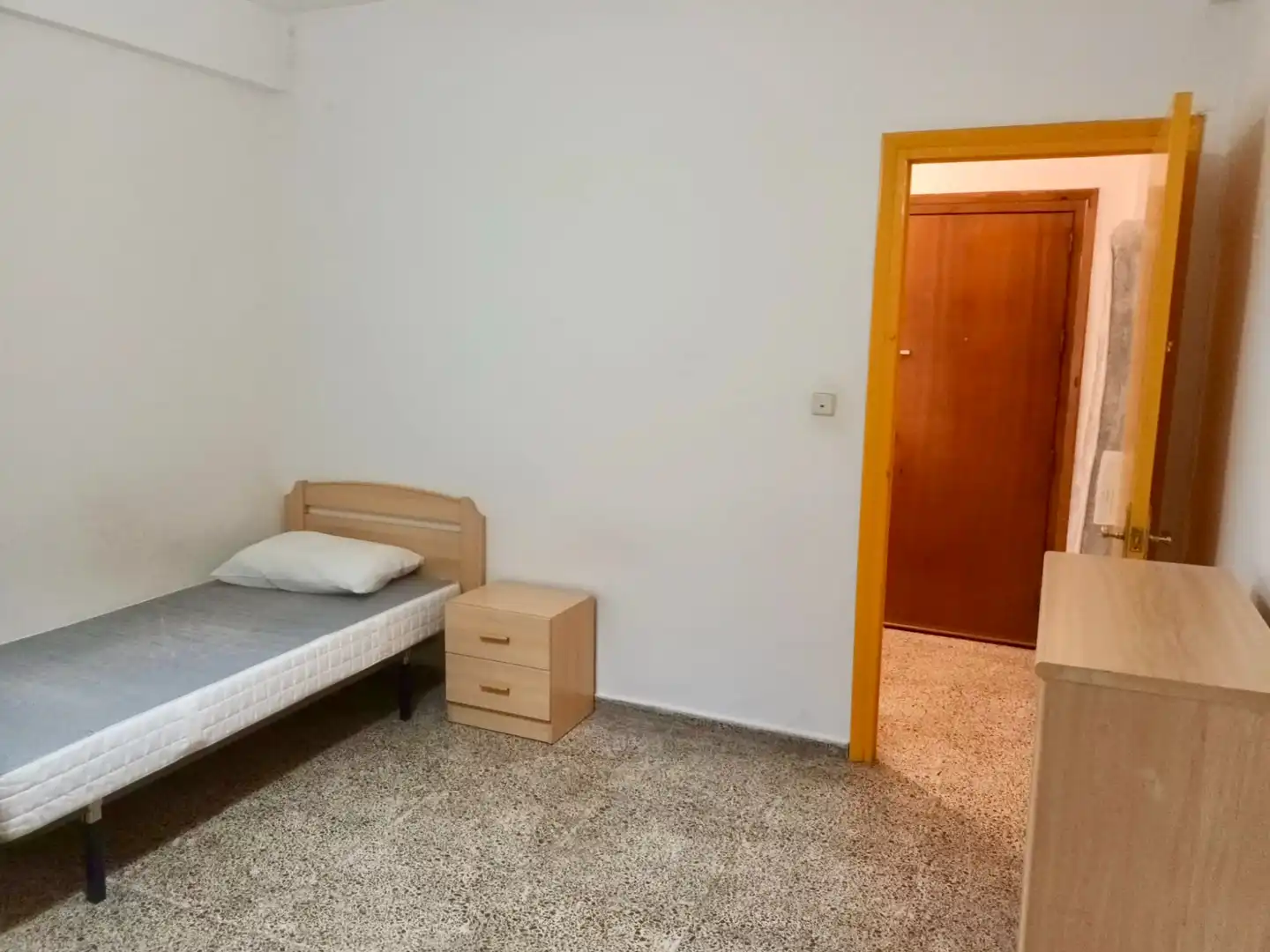Piso de 90 m² en Granada