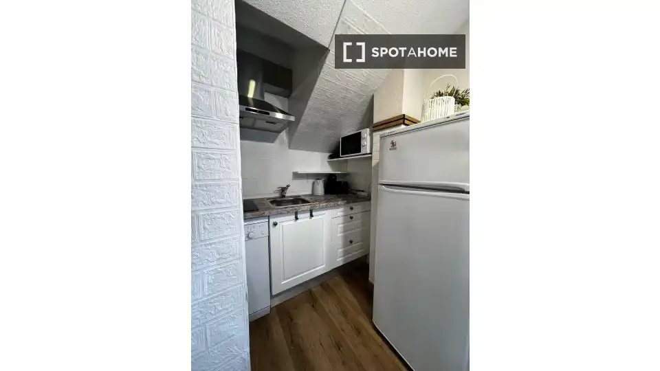 Habitación 81 m², España