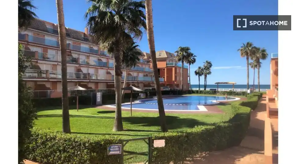 Habitación 106 m², Dénia