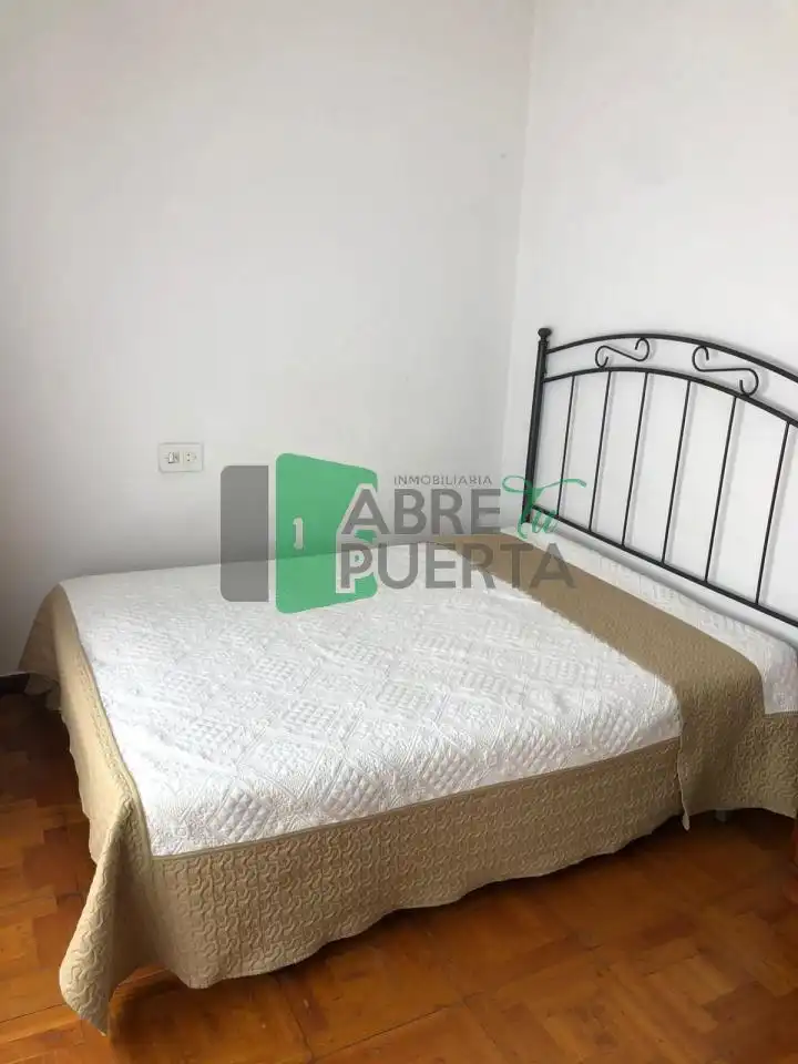 Piso de 130 m² en Ourense