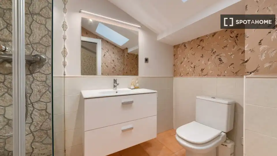 Habitación 81 m², Bilbao