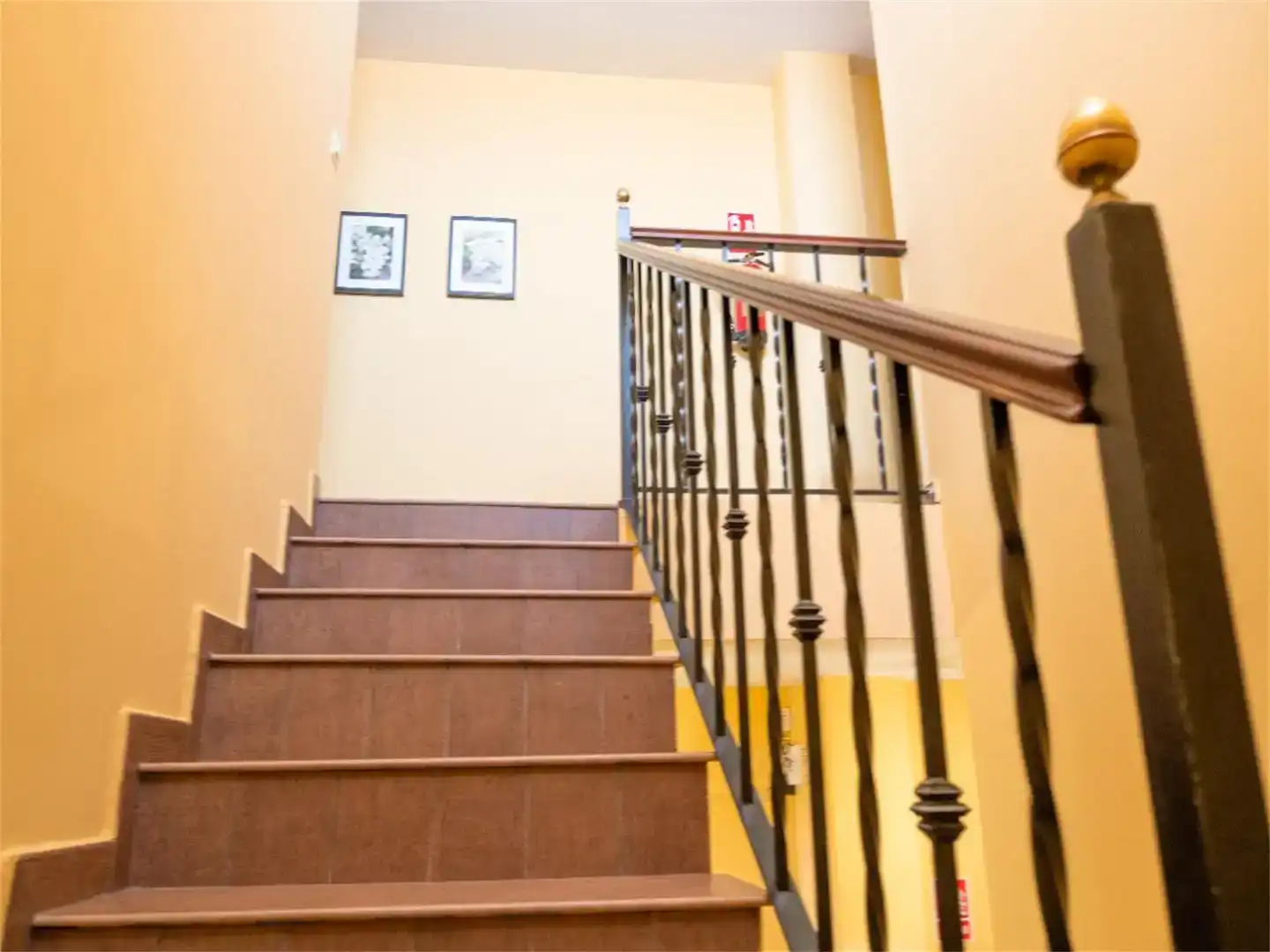 Piso de 450 m² en Orellana de la Sierra