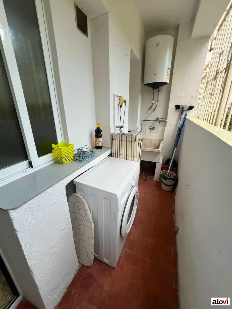 Piso de 80 m² en Granada