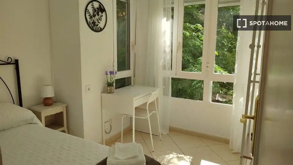 Habitación 92 m², Alicante