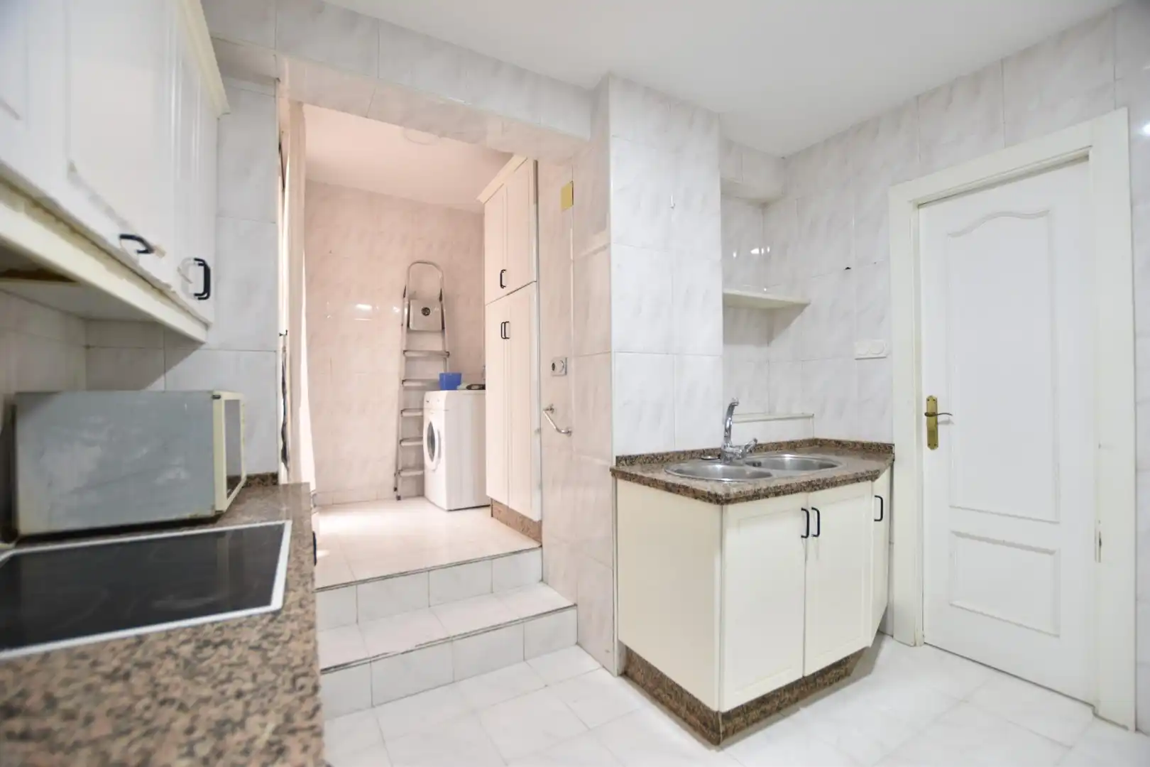 Habitación 103 m², Granada