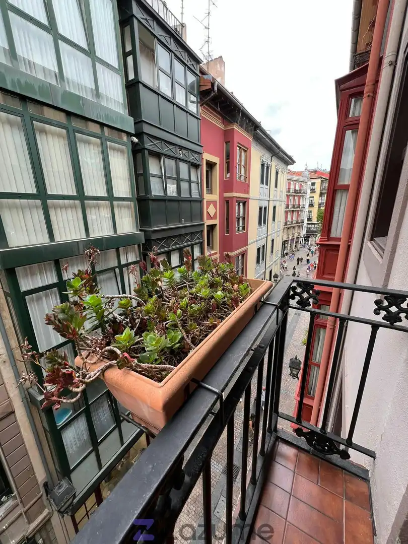 Flat 70 m² in Bilbao