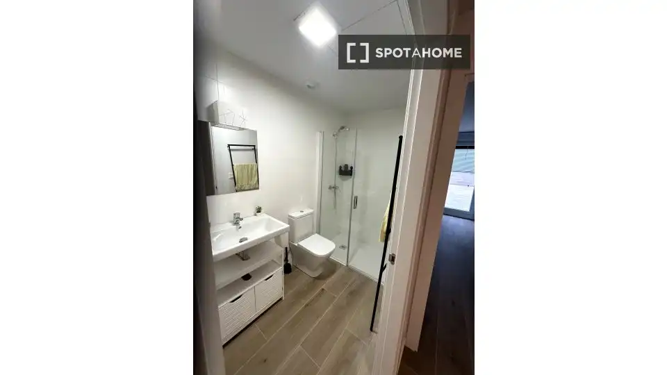 Habitación en alquiler, Pasajes