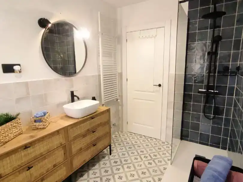 Habitación 90 m², Ávila