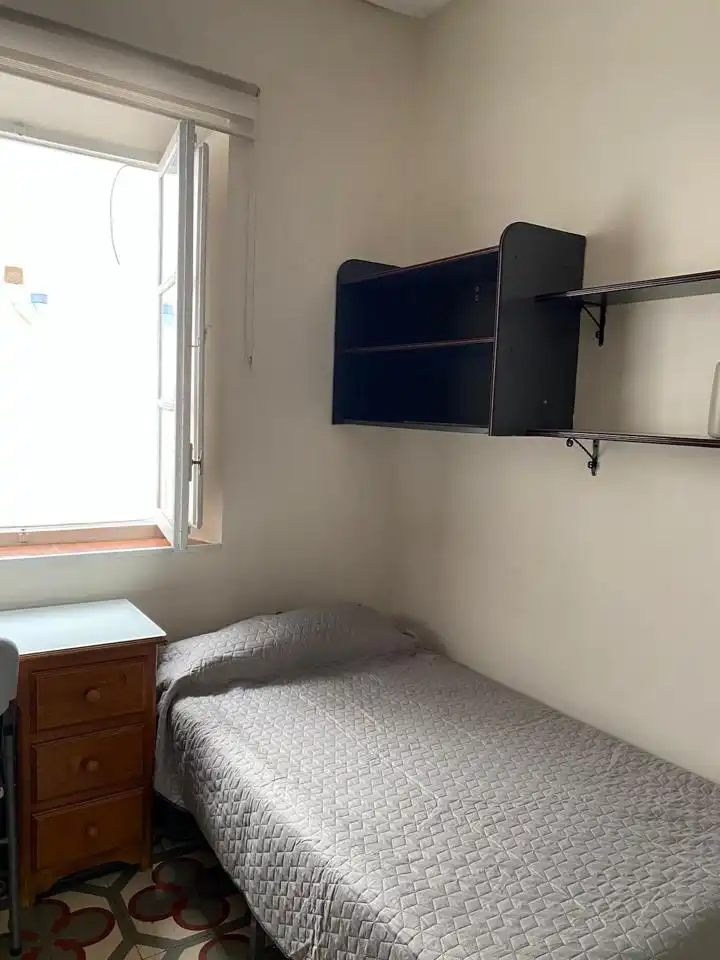 Piso de 100 m² en Melilla