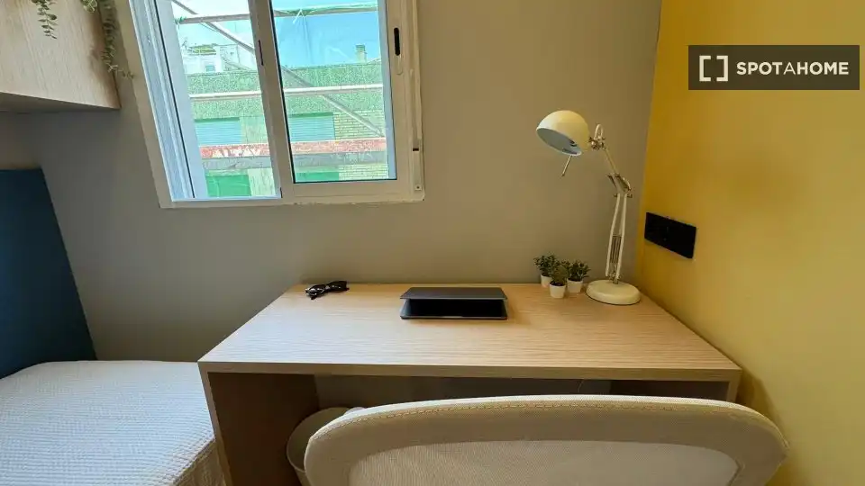 Habitación 345 m², Zaragoza