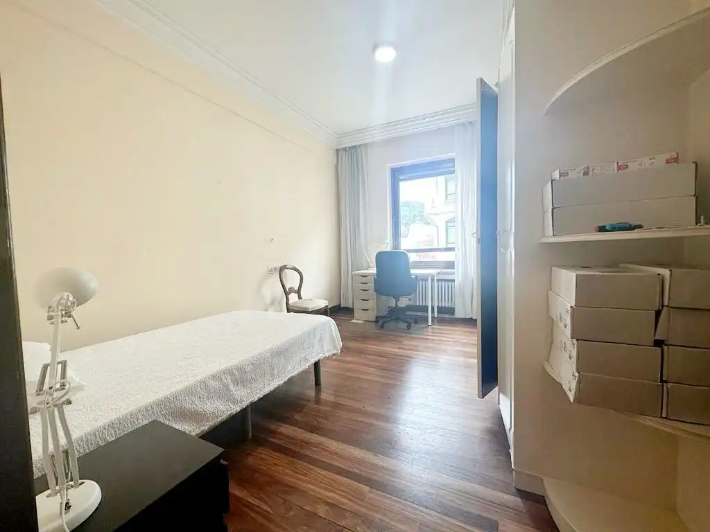 Wohnung 210 m² in Bilbao
