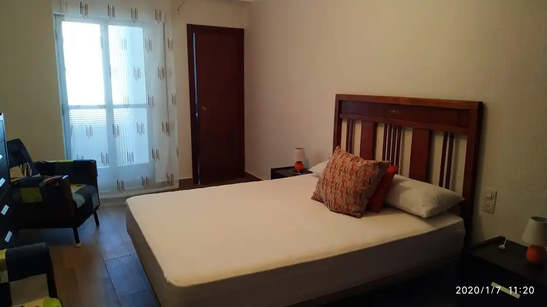 Piso de 100 m² en Linares