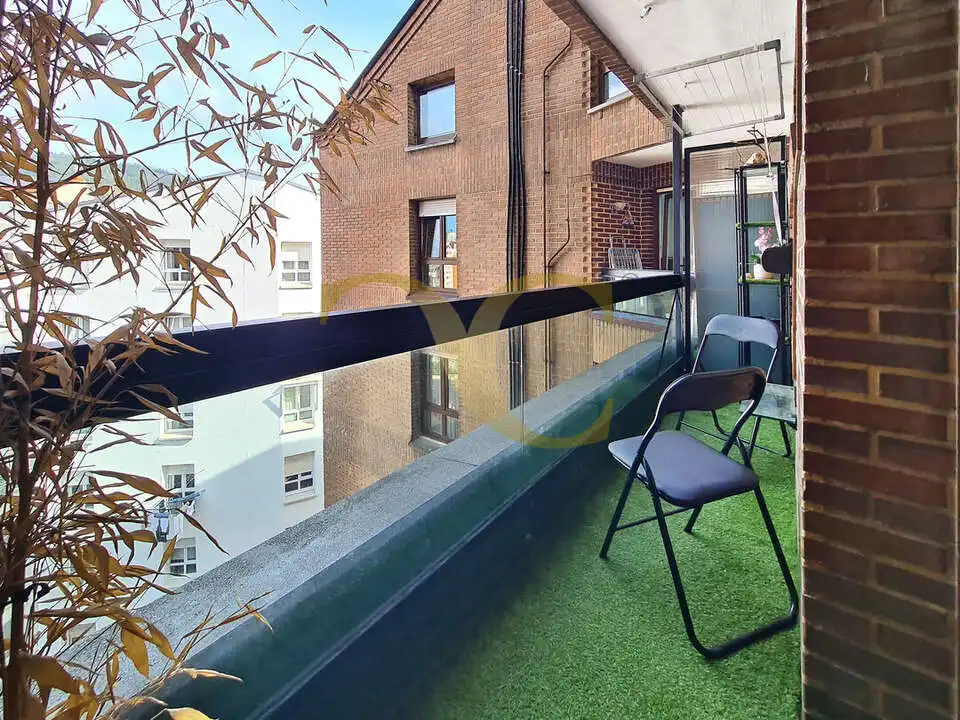 Piso de 82 m² en Oviedo