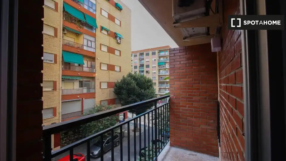 Habitación 100 m², Valencia