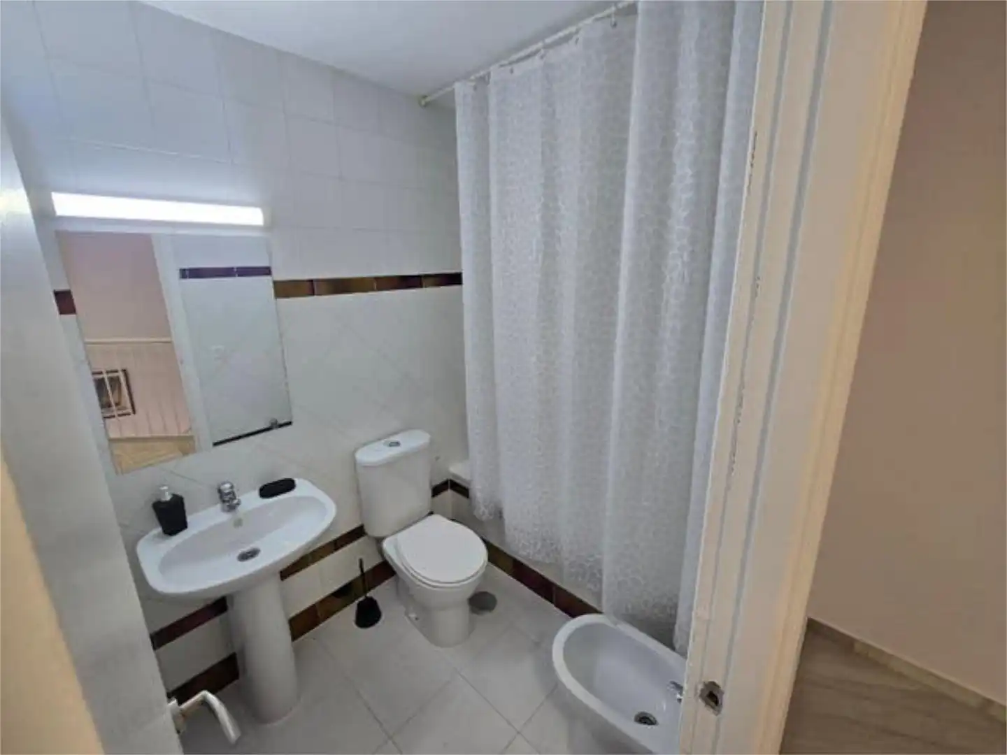Piso de 100 m² en Gines