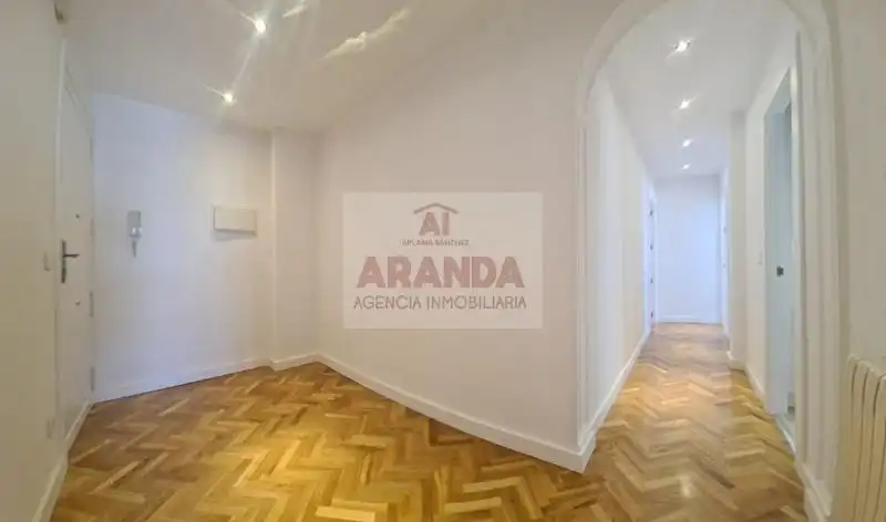 Piso de 80 m² en Zaragoza