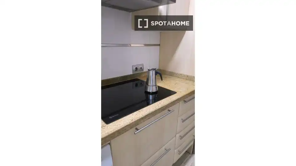 Habitación 58 m², Almería