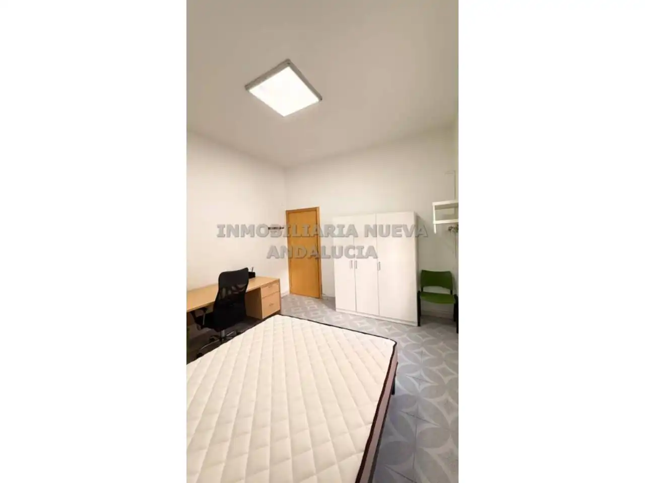 Piso de 110 m² en Almería