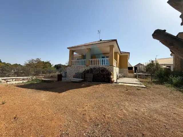 Casa de 111 m² en Chiloeches