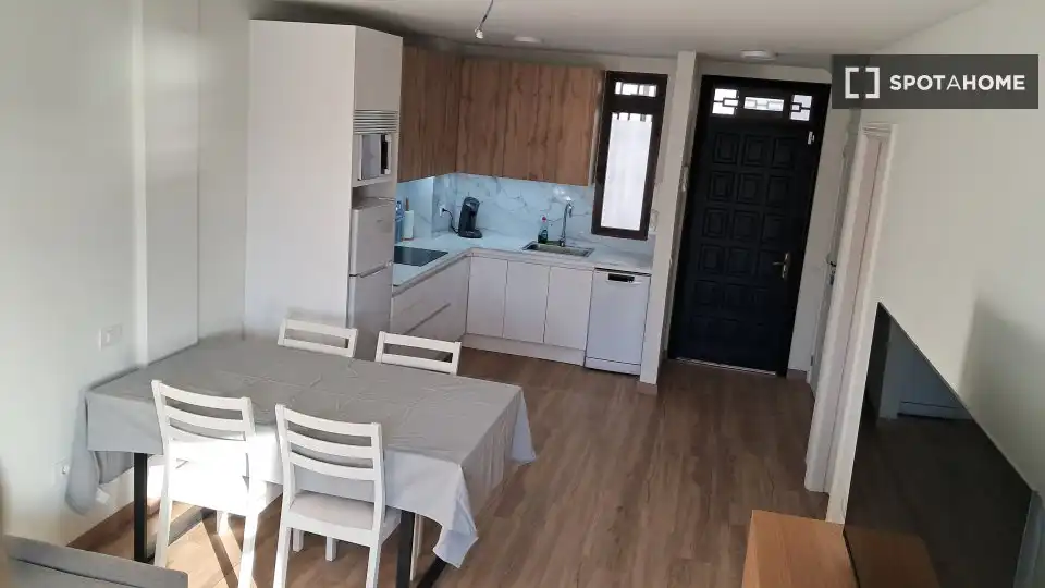 Habitación 121 m², Granadilla de Abona