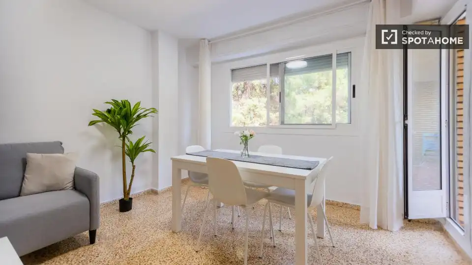 Habitació de lloguer, Burjassot