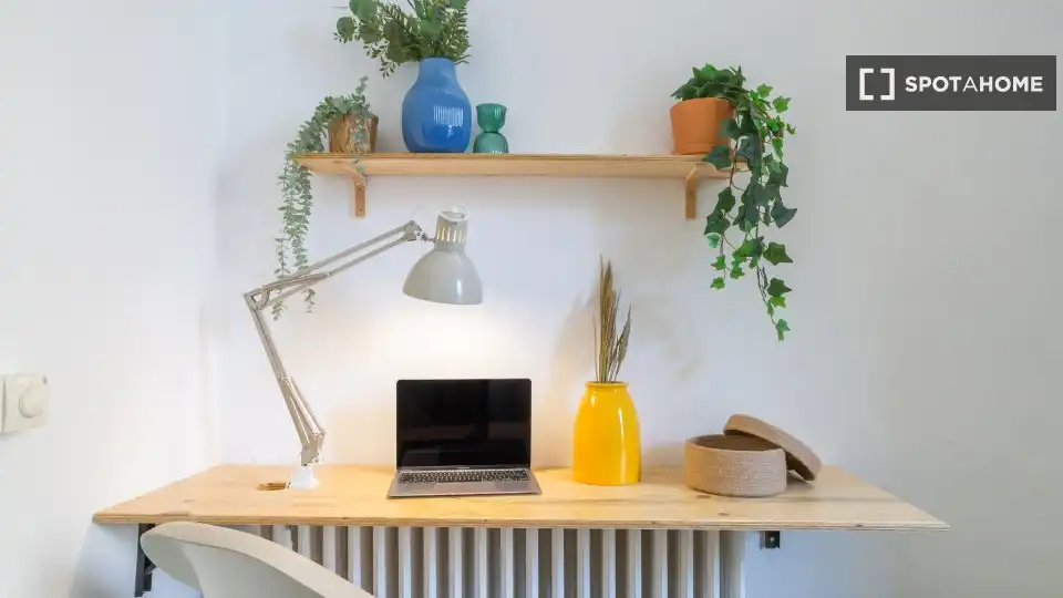 Habitación 350 m², Barcelona