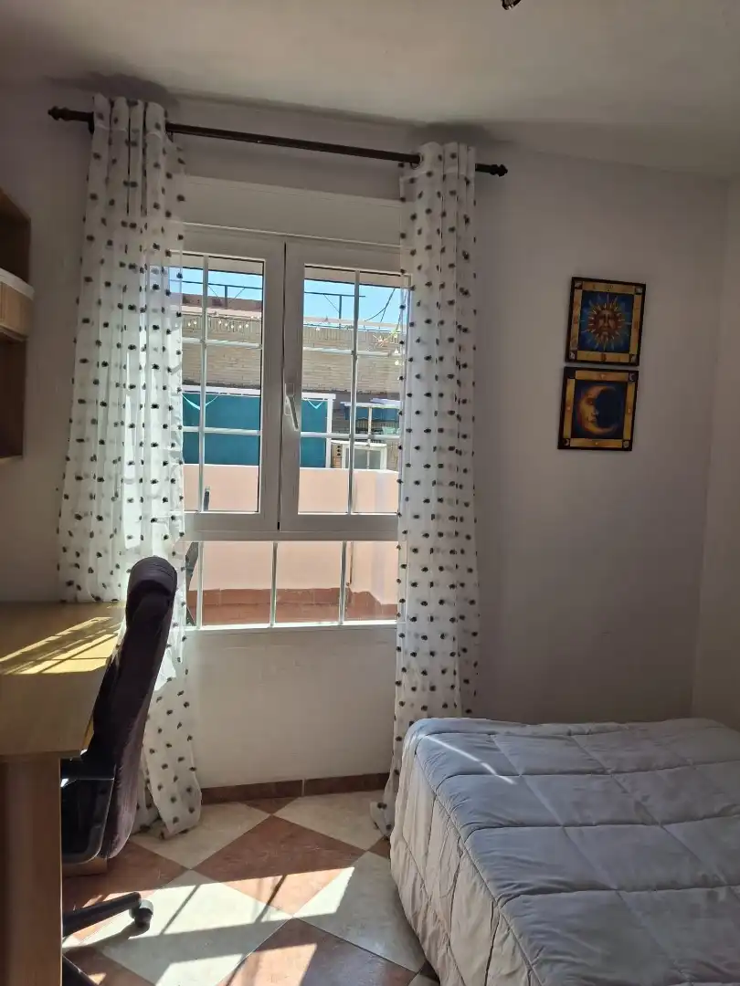 Piso de 85 m² en Granada