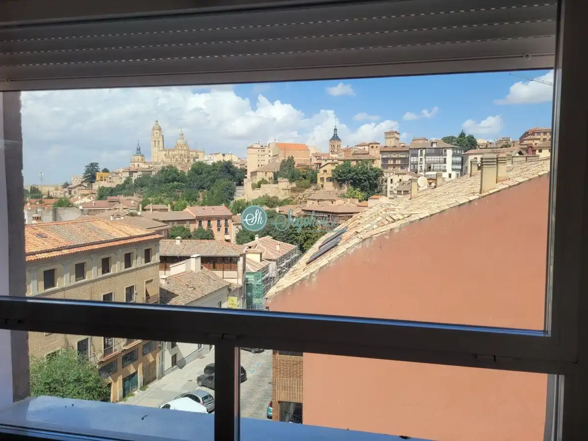Piso de 100 m² en Segovia