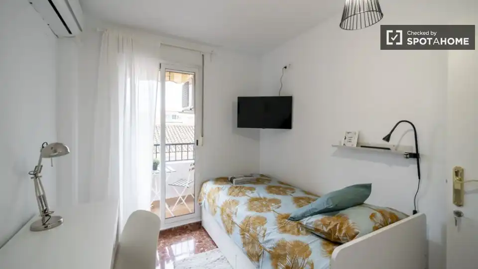 Habitació de lloguer, Burjassot
