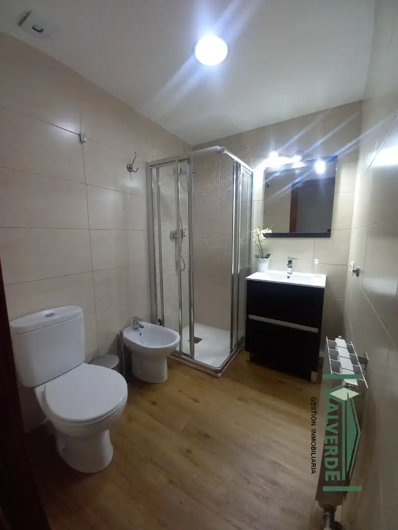 Piso de 85 m² en Granada