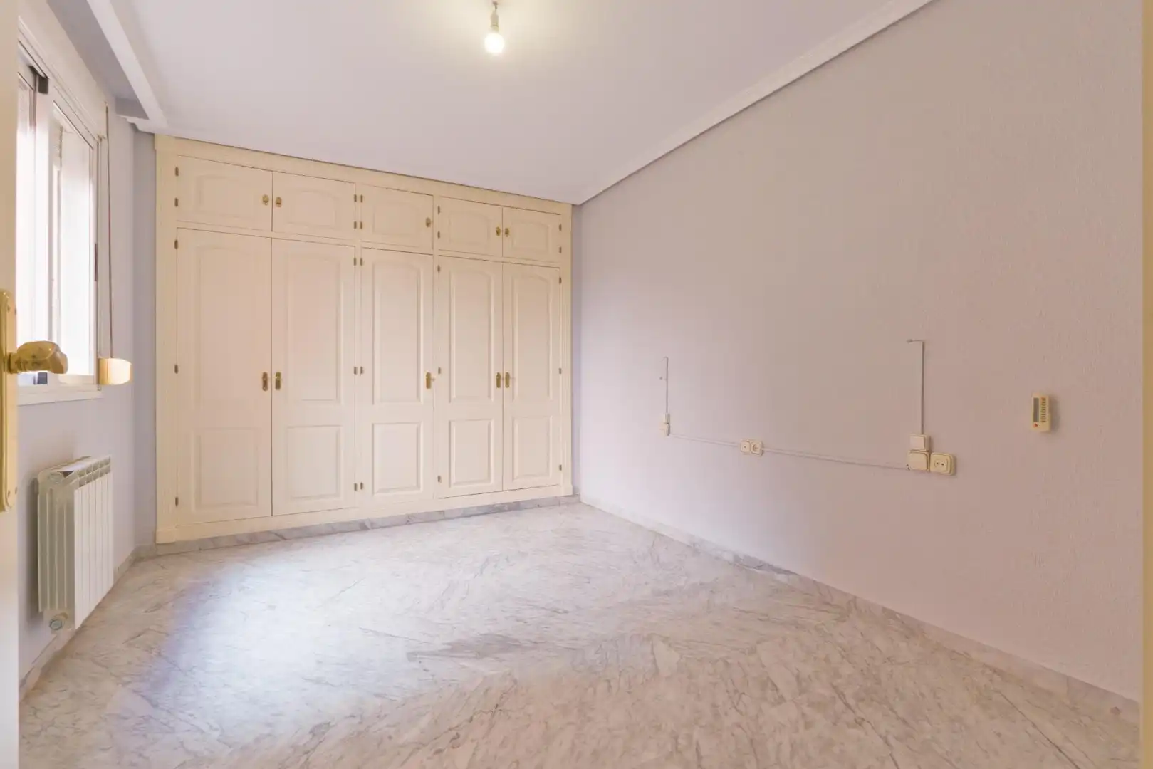 Piso de 80 m² en Granada