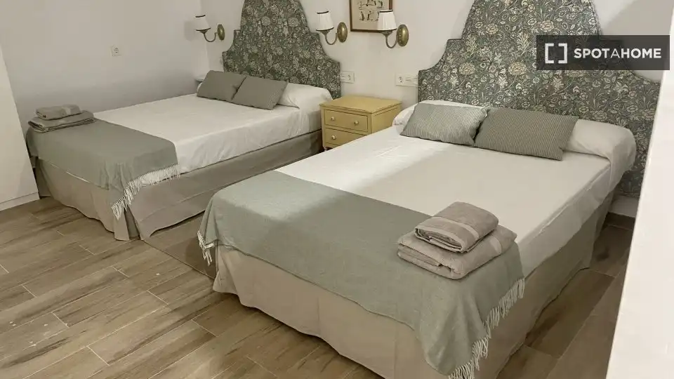 Habitación 77 m², Sevilla