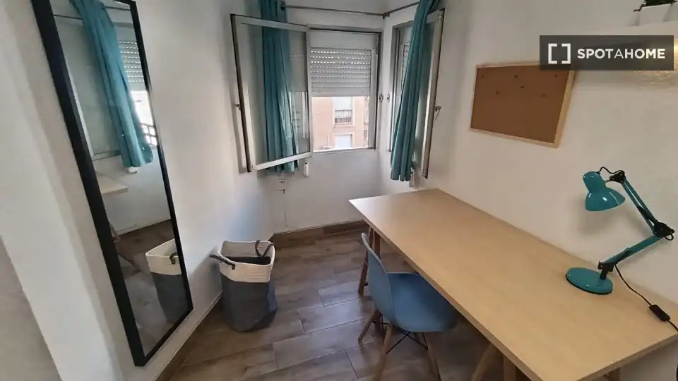 Habitación 78 m², Almería