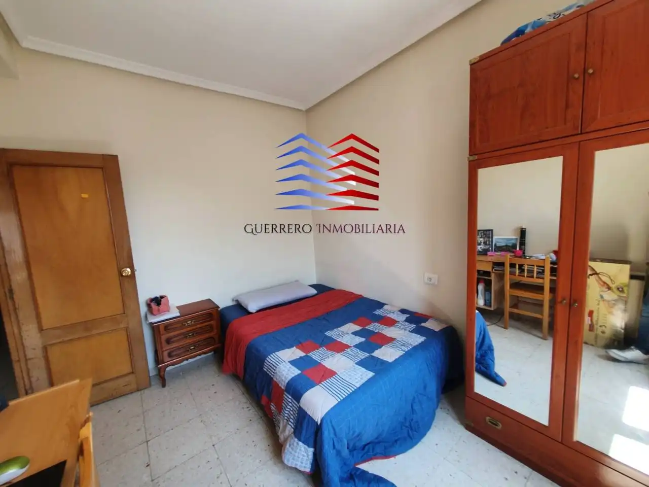 Piso de 130 m² en Ourense