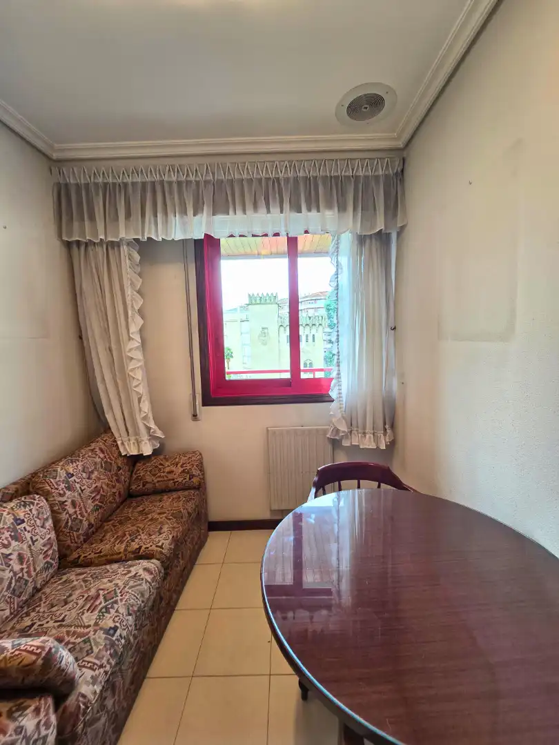 Piso de 111 m² en Ourense
