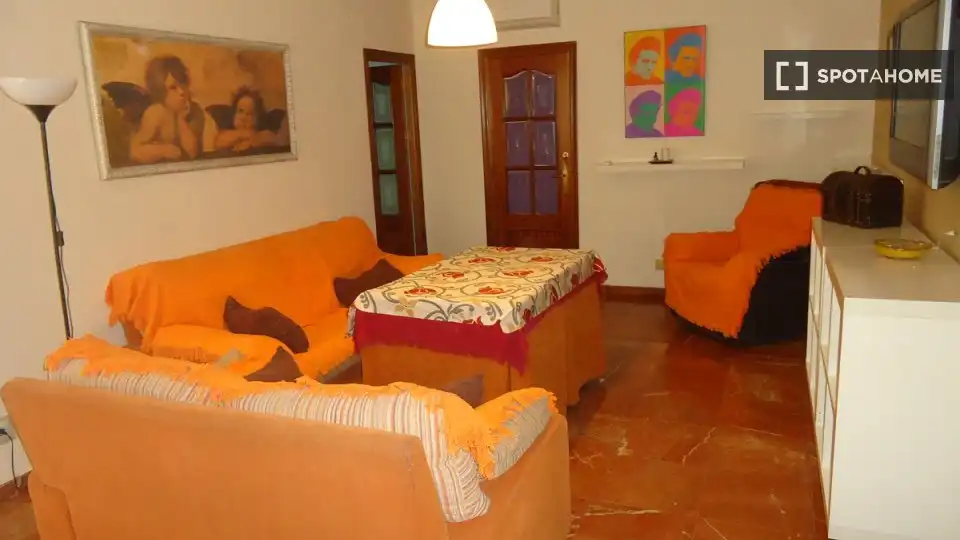 Habitación 121 m², Córdoba