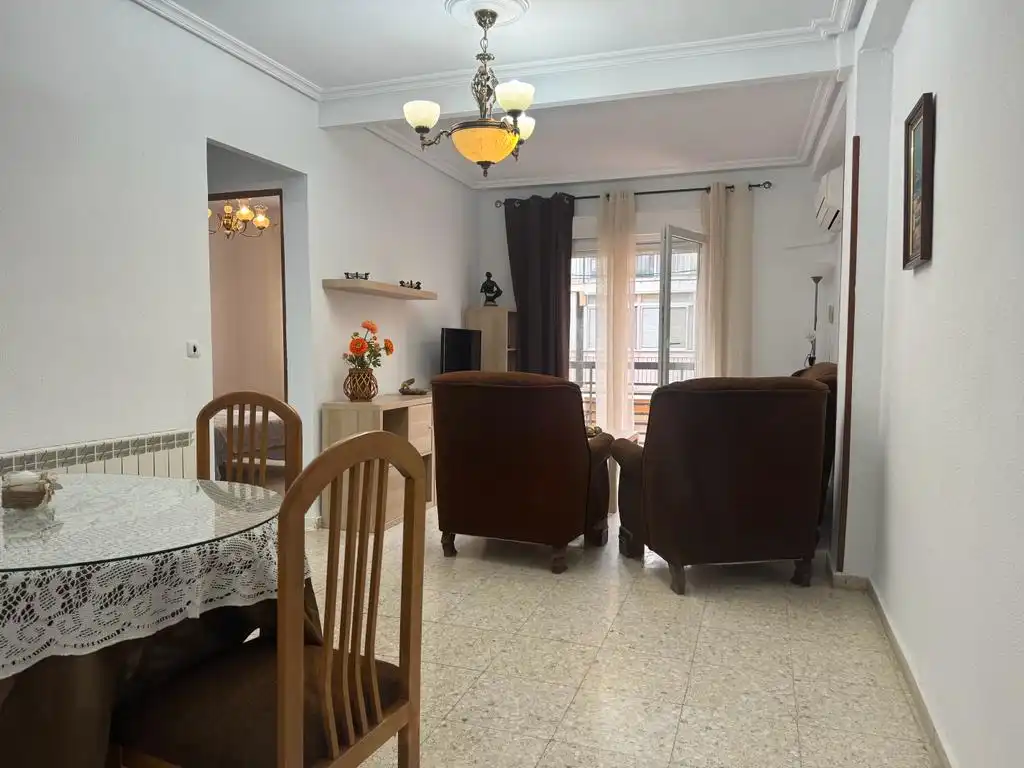 Piso de 85 m² en Cáceres