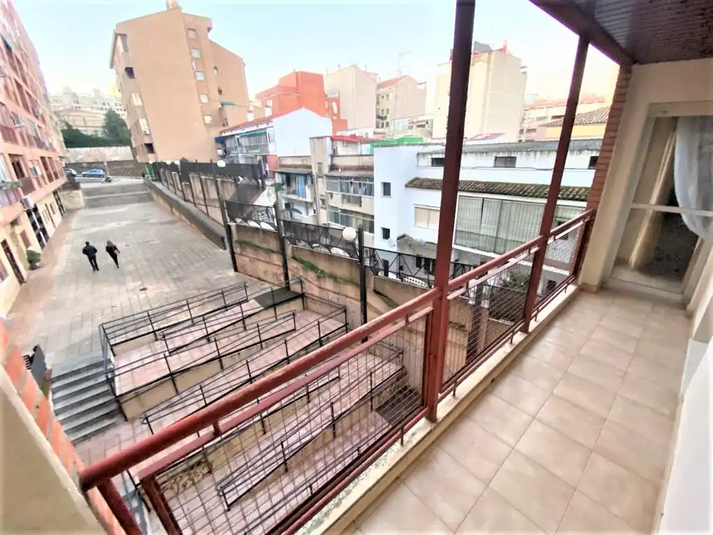 Appartamento 110 m² a Cáceres