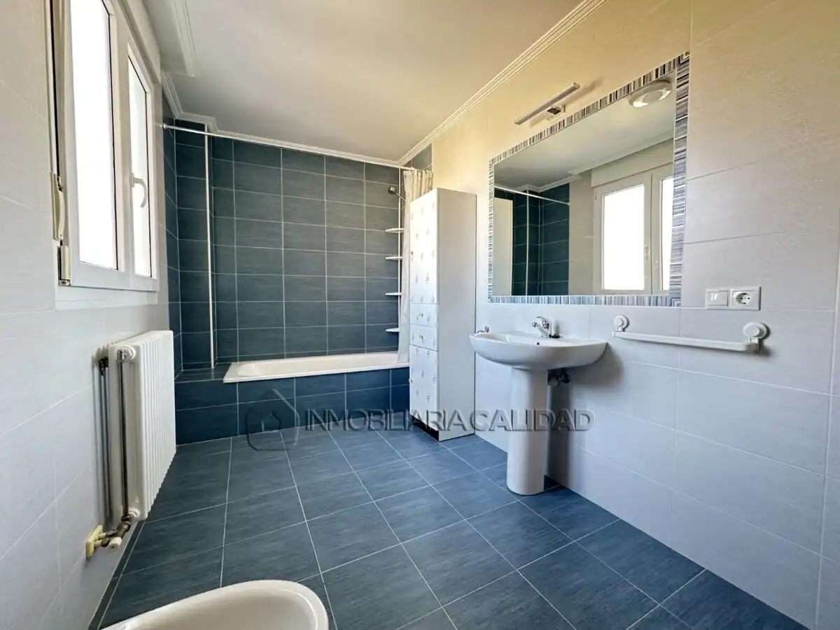 Casa de 201 m² en Villagonzalo Pedernales